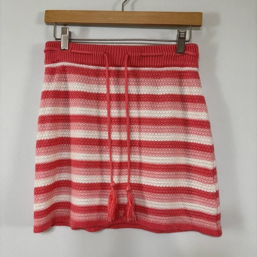 Steve Madden JR. Madden NYC Striped Coral and White Crochet Skirt Set M/L